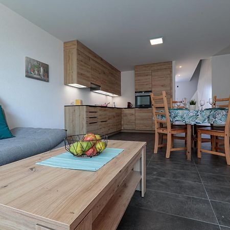 Ferienwohnung Les Volets Bleus Morges Exterior foto