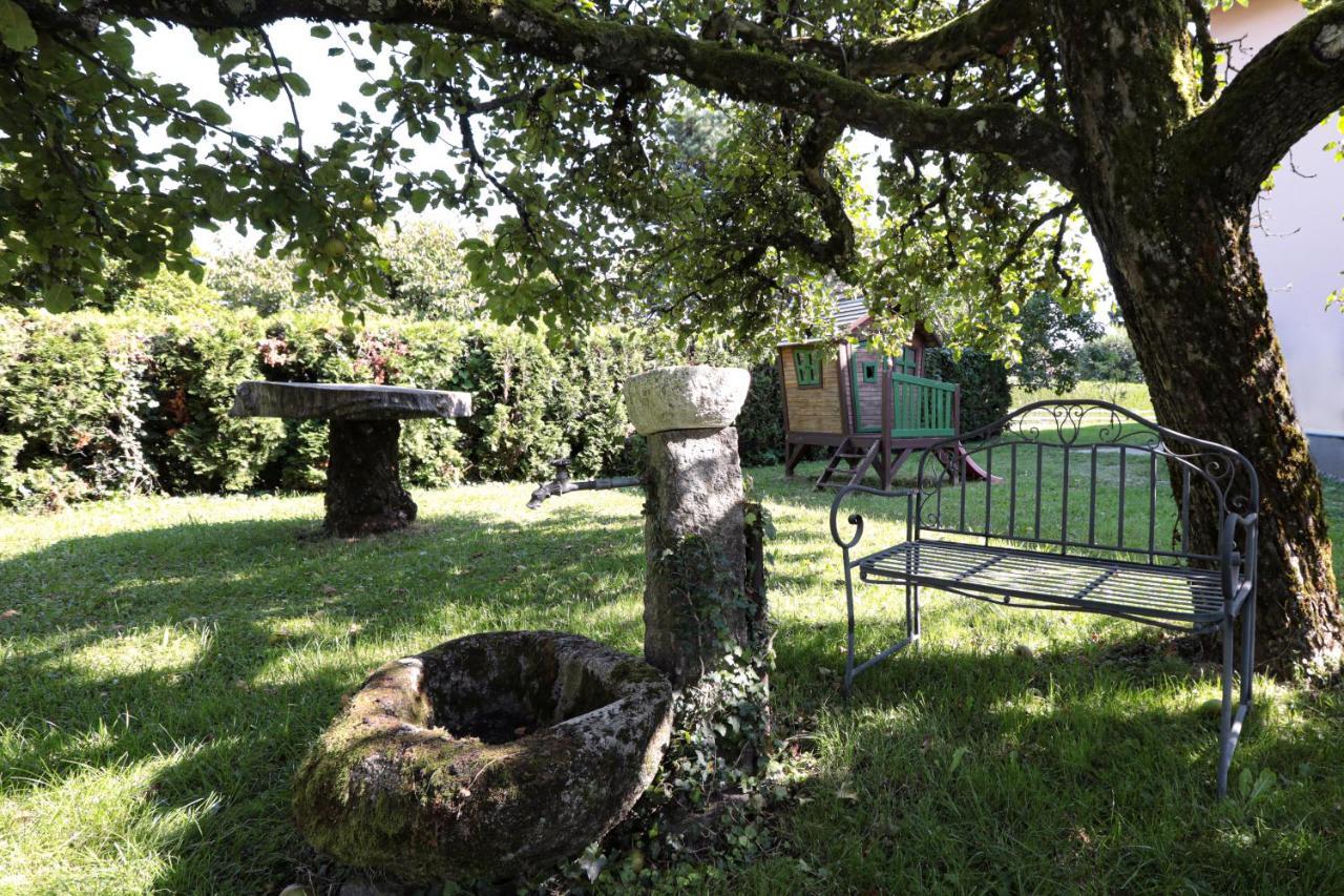 Ferienwohnung Les Volets Bleus Morges Exterior foto